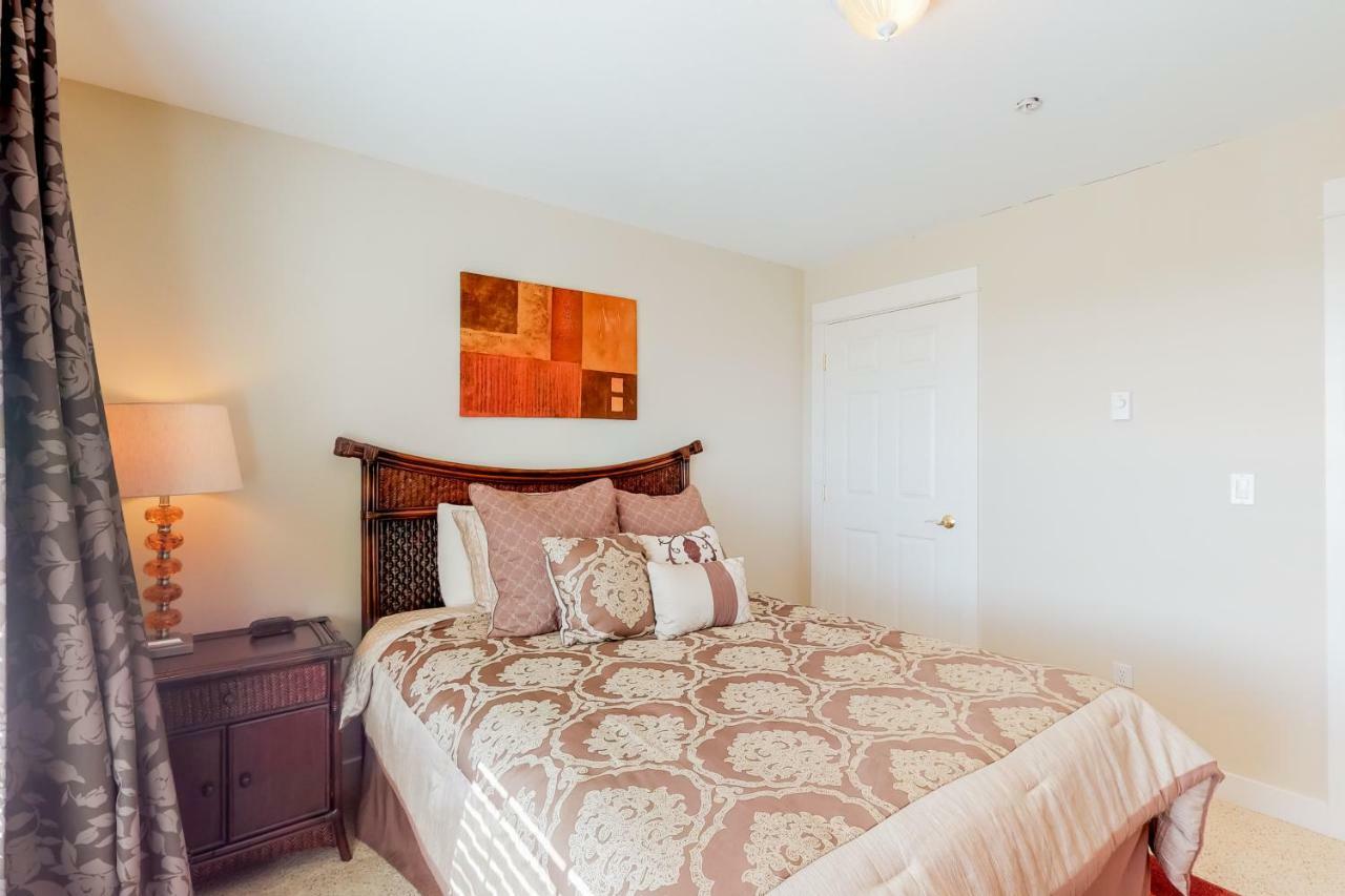 Lighthouse Views Apartment Westport Exterior photo