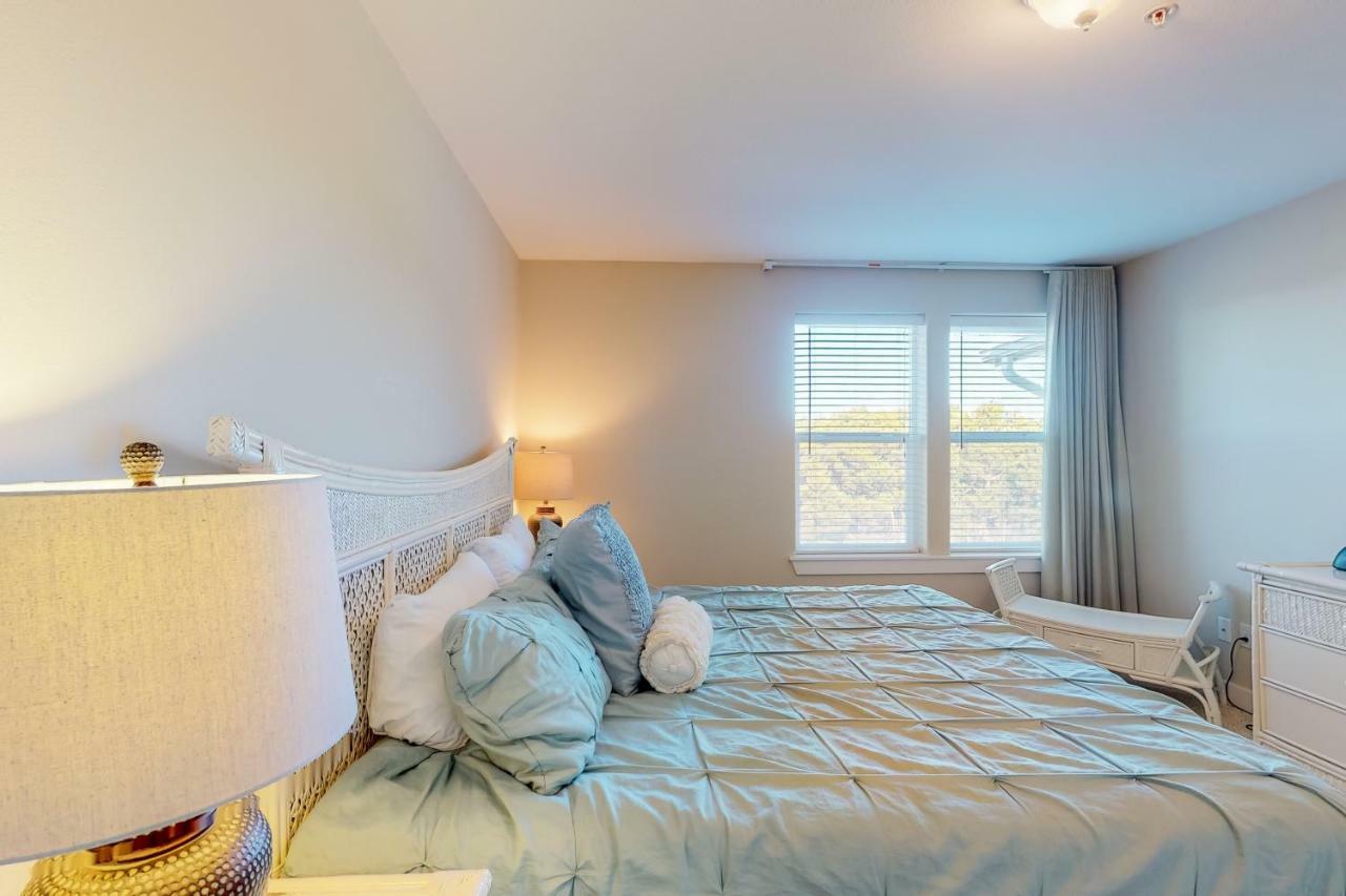 Lighthouse Views Apartment Westport Exterior photo